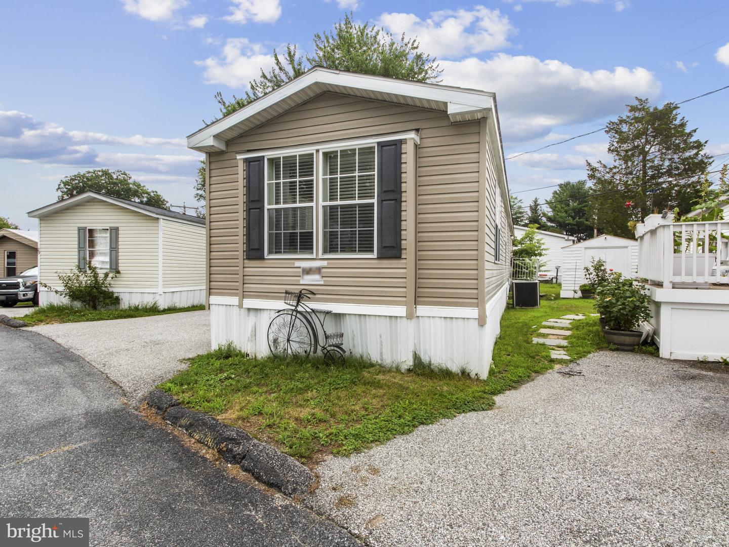 30 Chesapeake Mobile Ct — photo