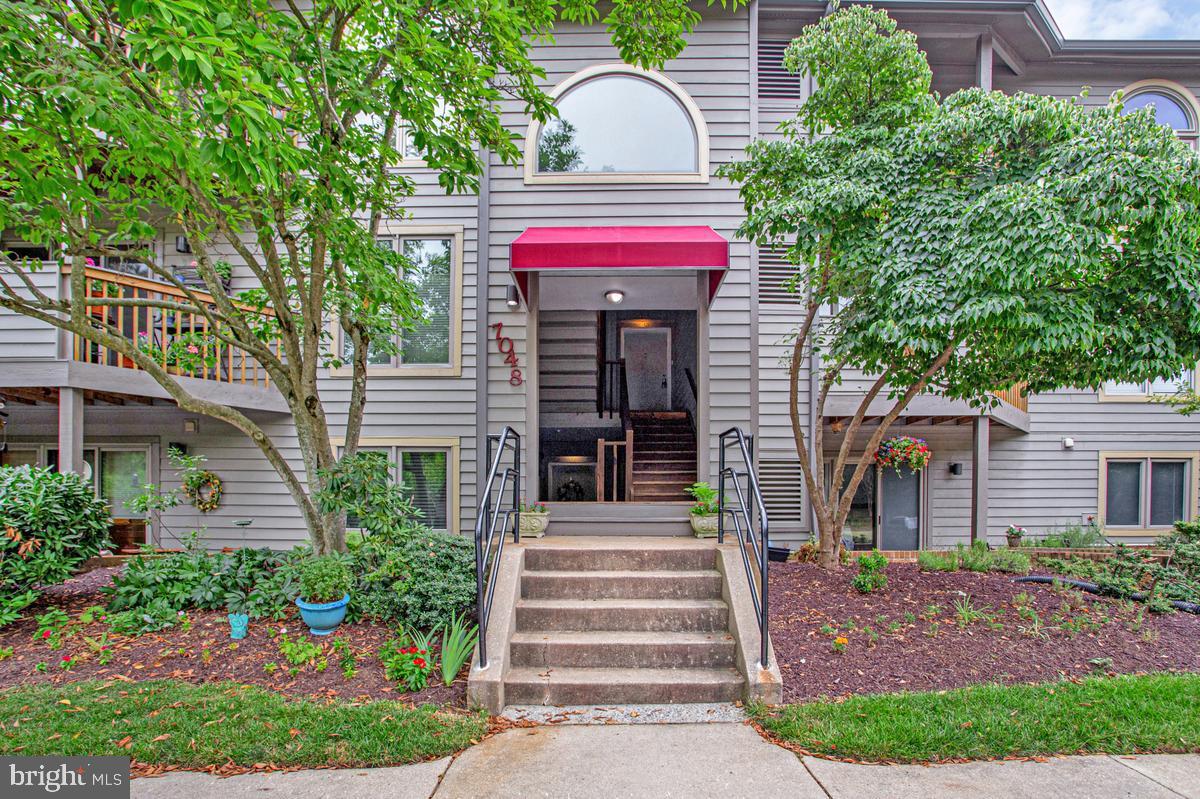 7048 Harbour Village Ct #202 — photo