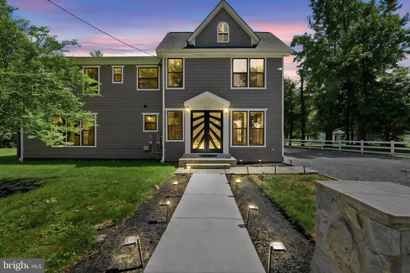 1211 Linton Ln — photo