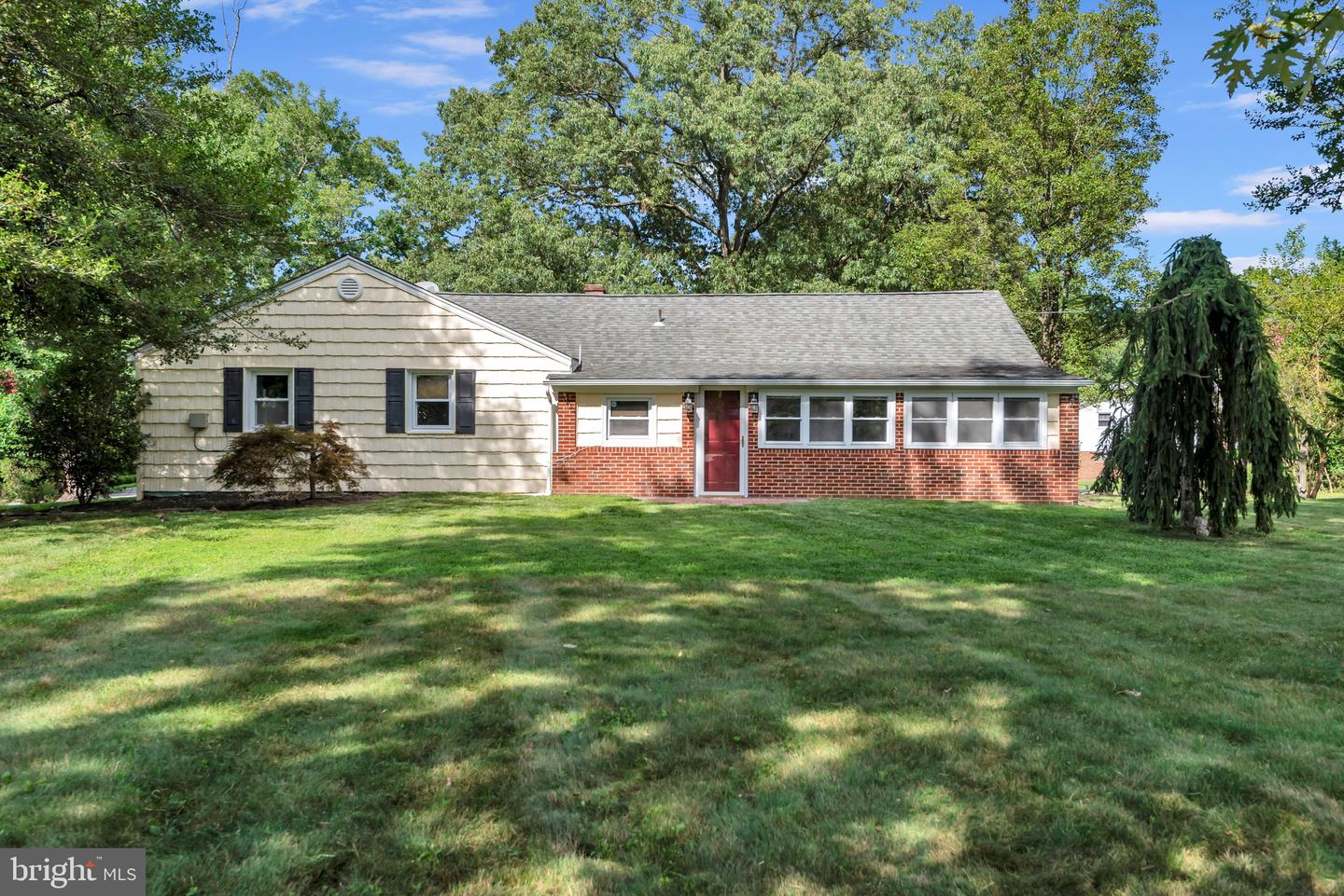 285 Poplar Rd — photo