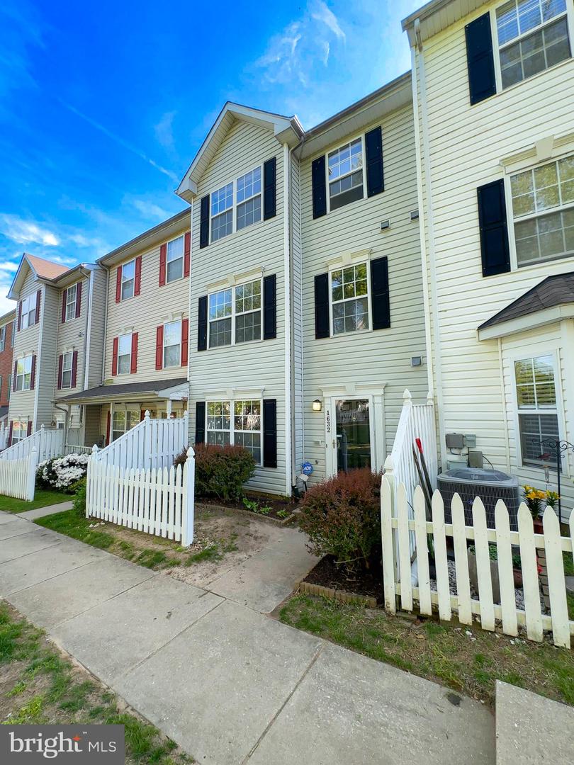 1632 Briarview Ct #50 — photo