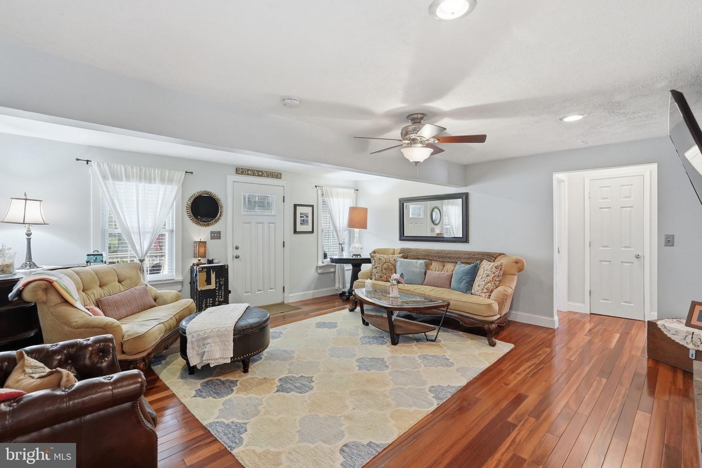 1623 Shore Dr — photo
