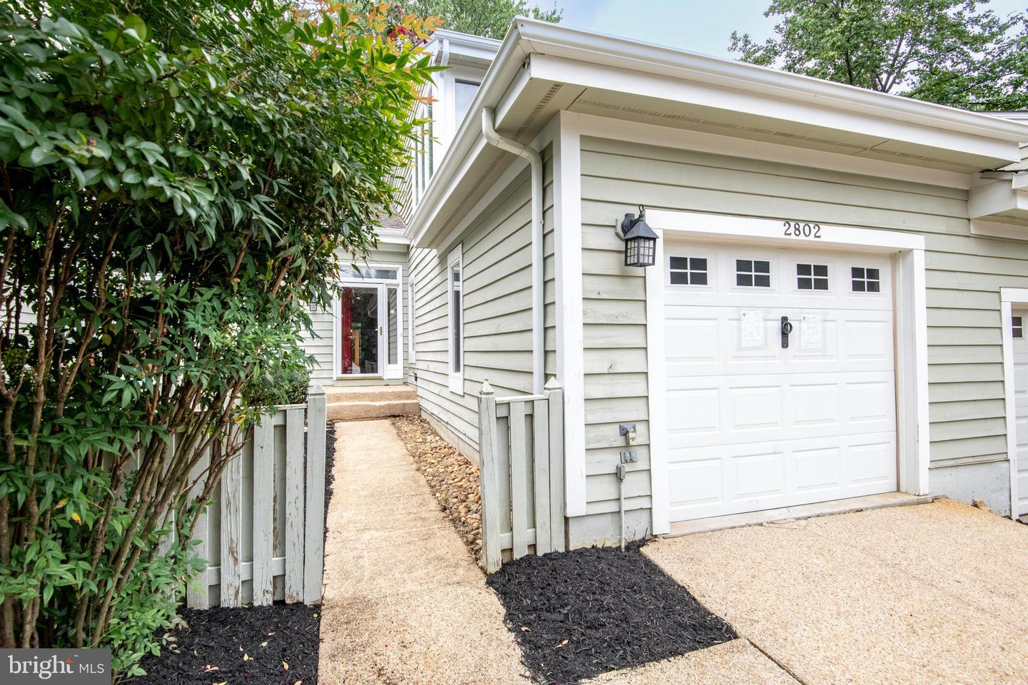 2802 Mockingbird Ct — photo
