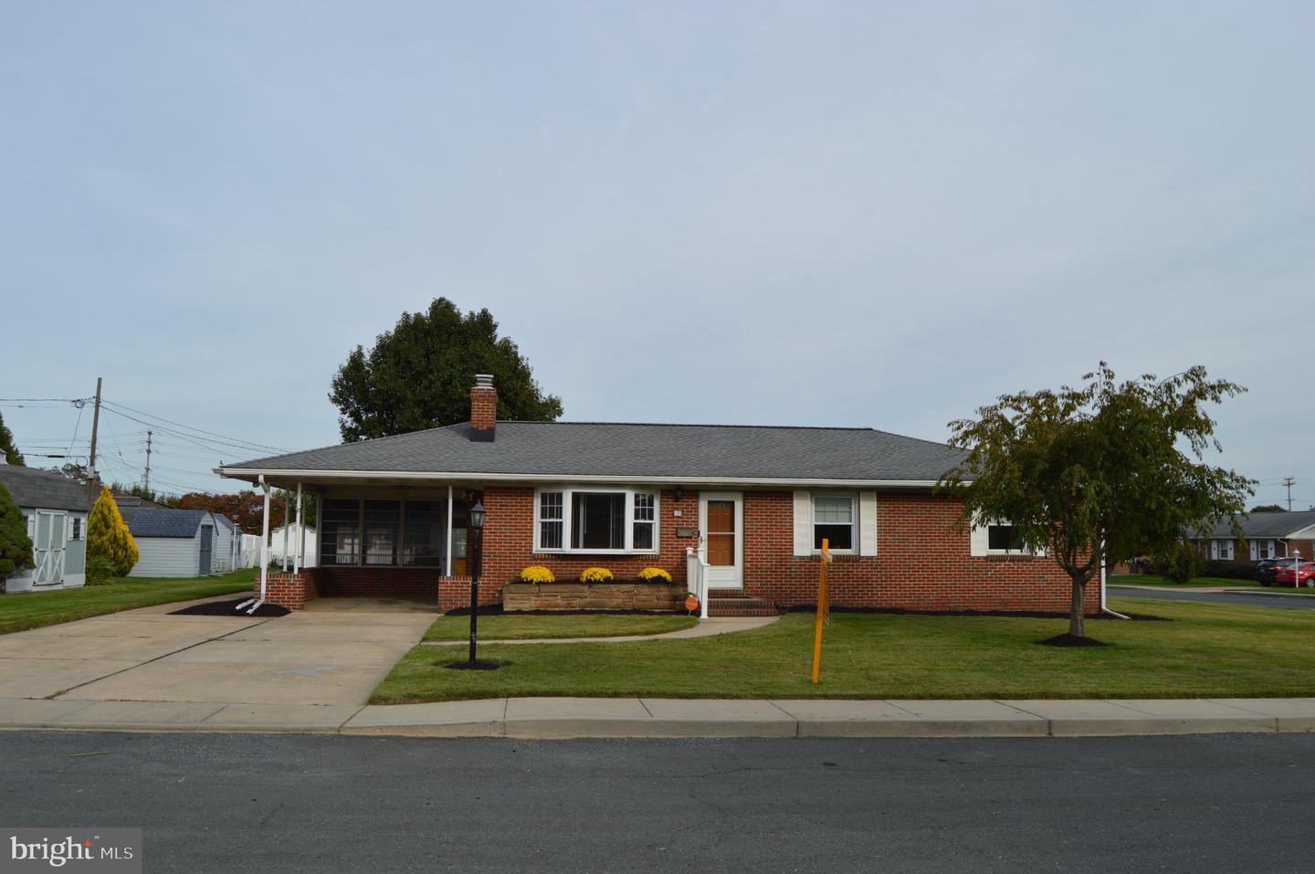 105 Juniper Cir — photo