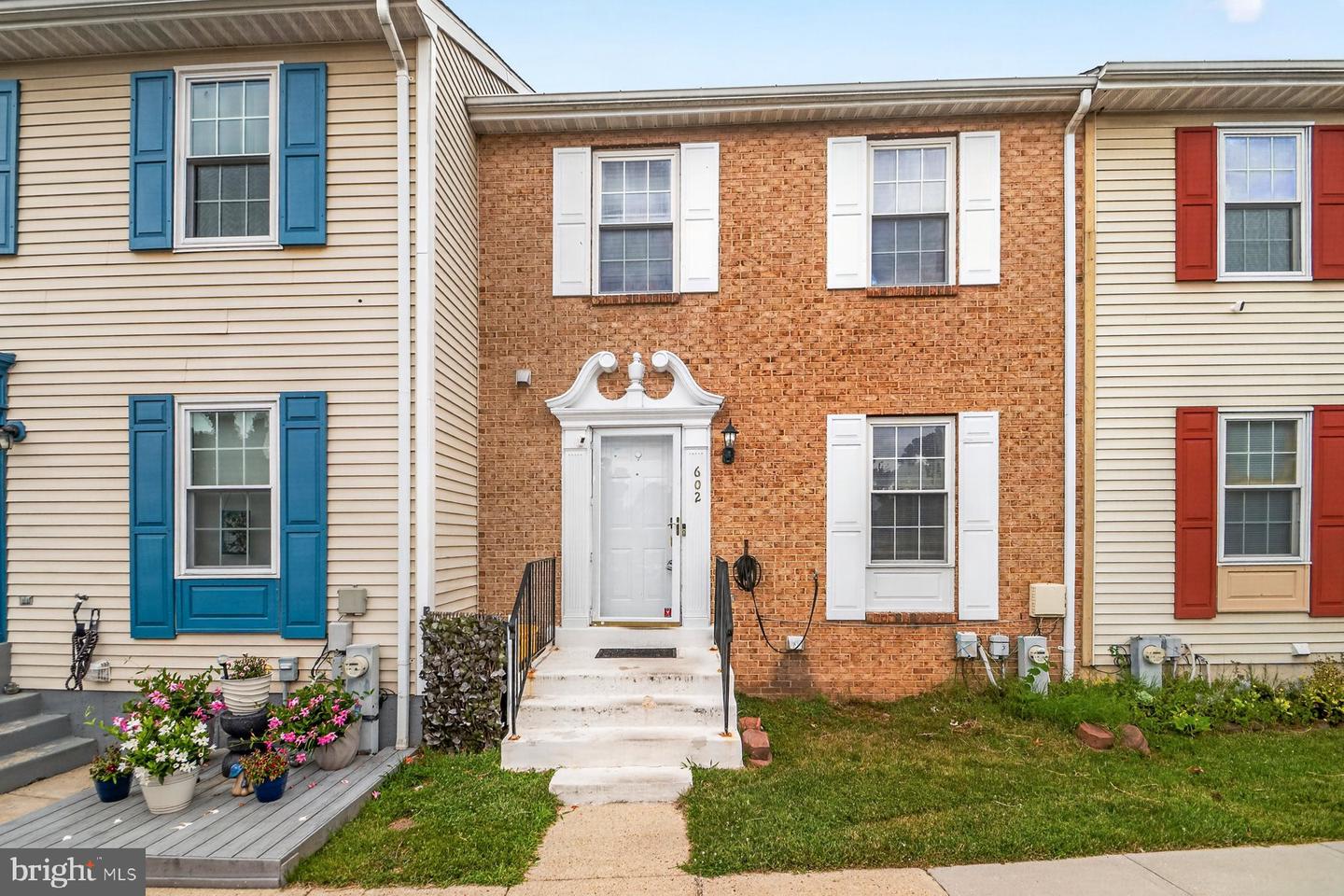 602 Ransom Ct — photo