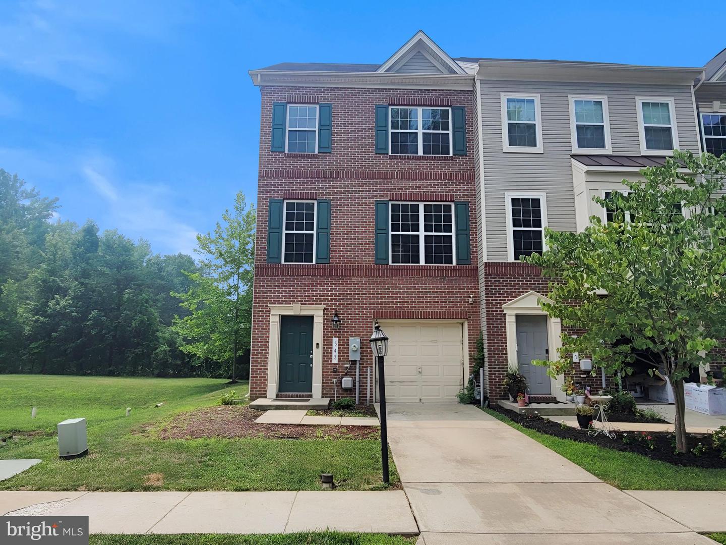 543 Bluffton Dr — photo