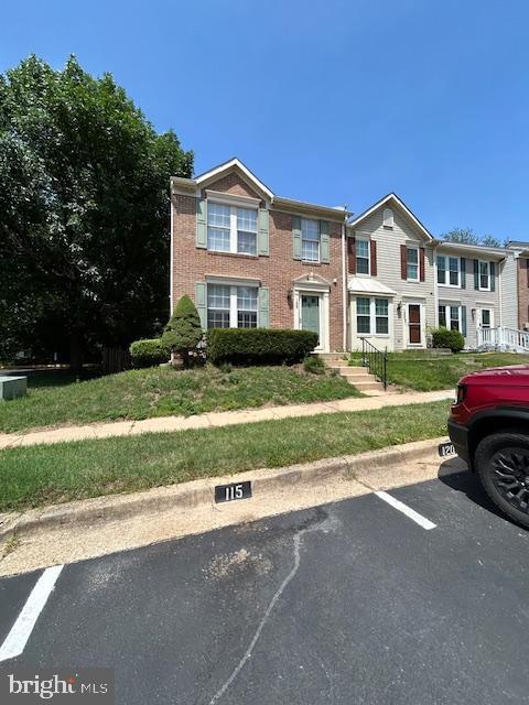 120 Foxview Dr — photo