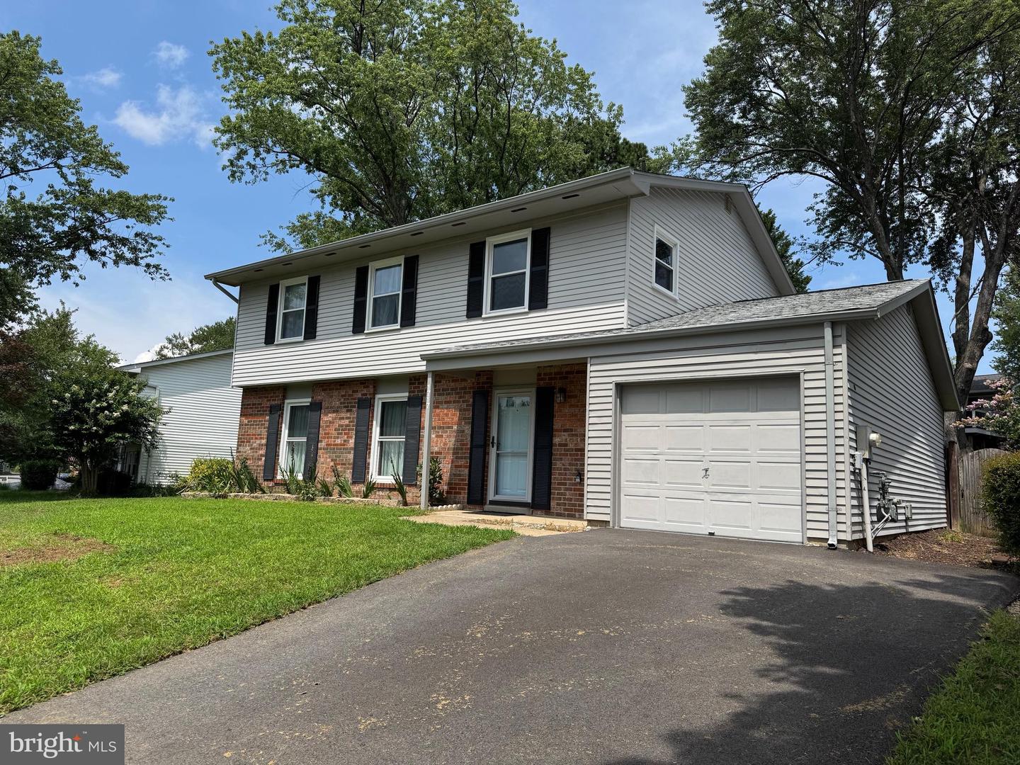 1717 Fallsway Dr — photo