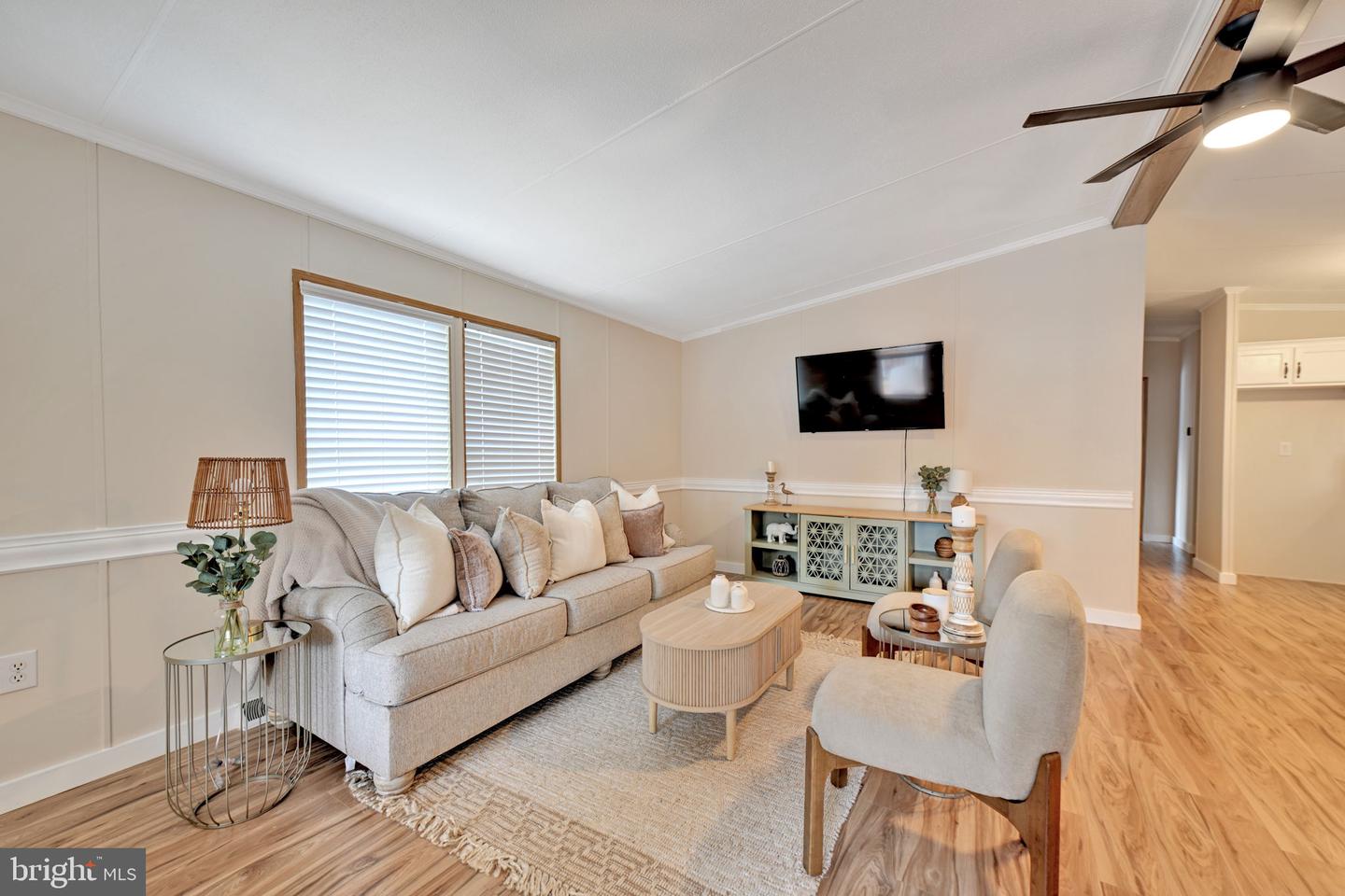 172 B Sonnys Ct — photo