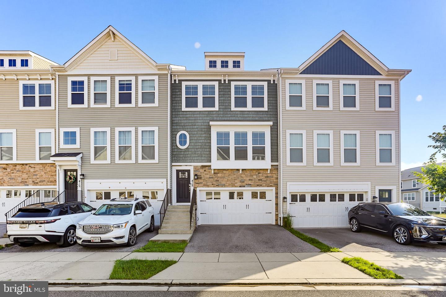 418 Ocracoke Way — photo