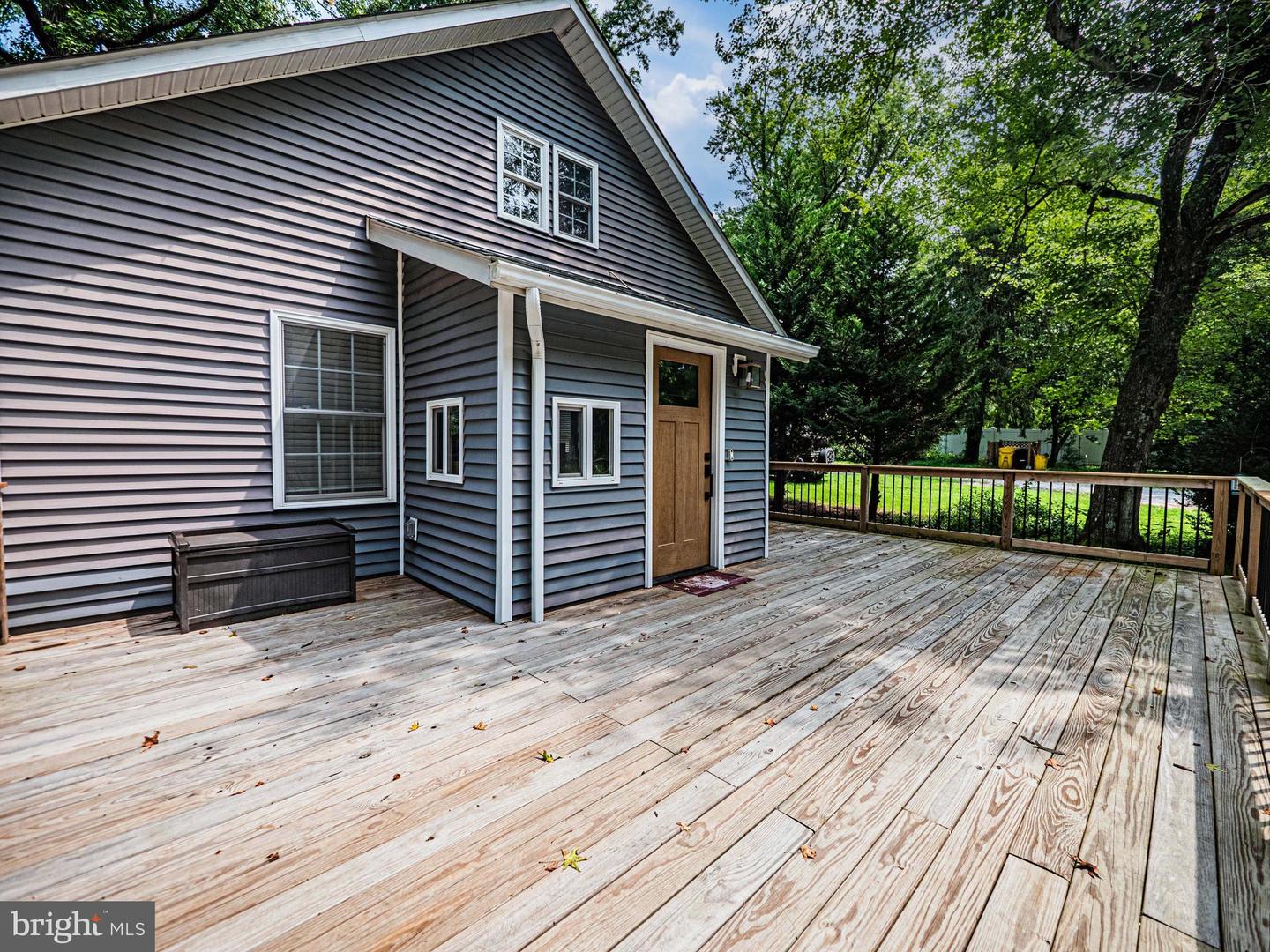 1406 Lower View Ct — photo