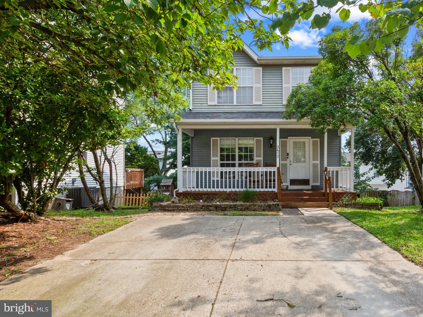 3413 Halifax Ct — photo