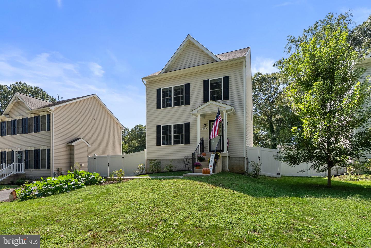 556 Sunset Knoll Road, Pasadena, MD 21122 — photo 2
