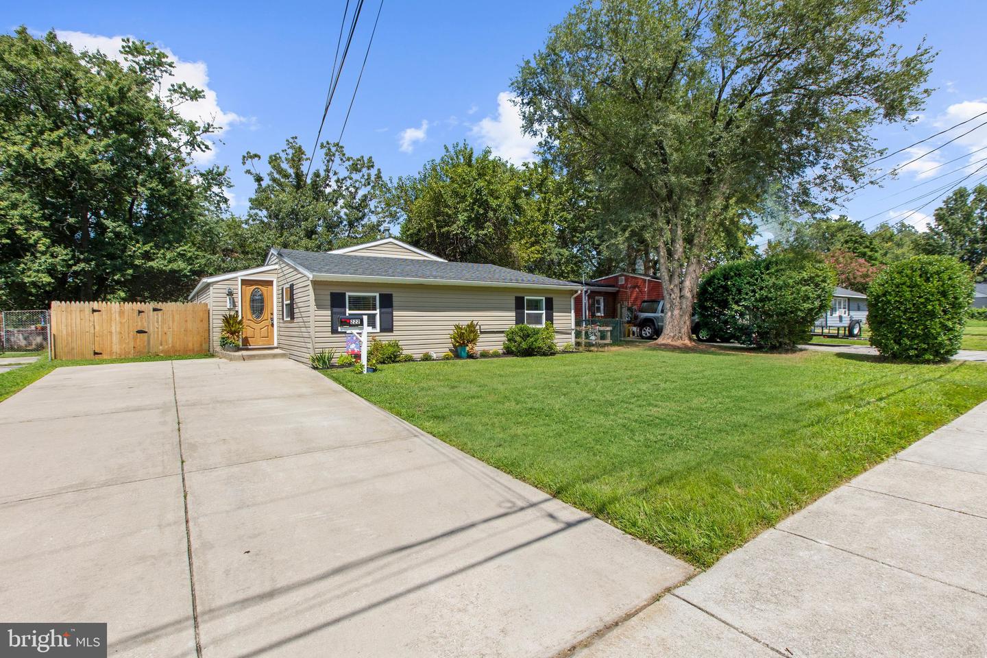 222 Glen Rd — photo