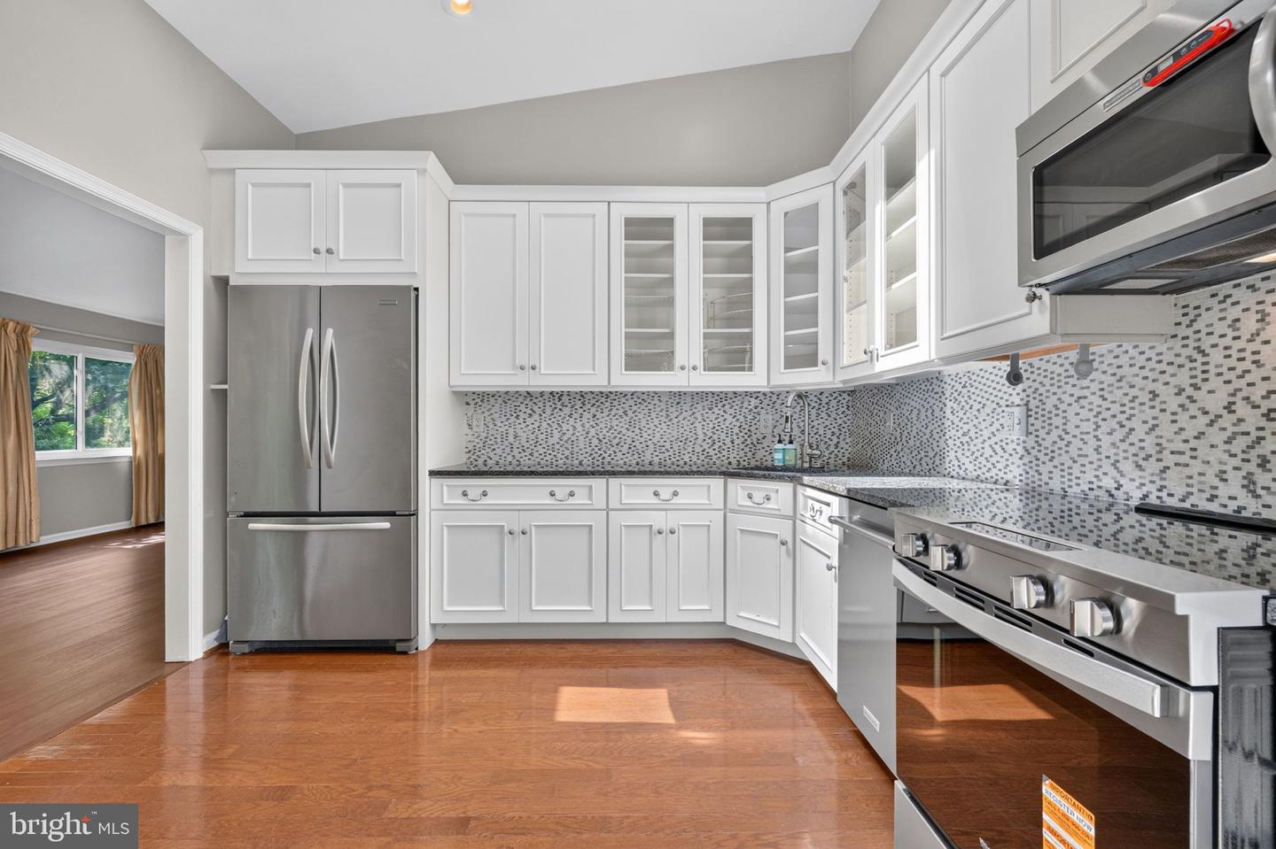 6 Youngs Farm Ct — photo