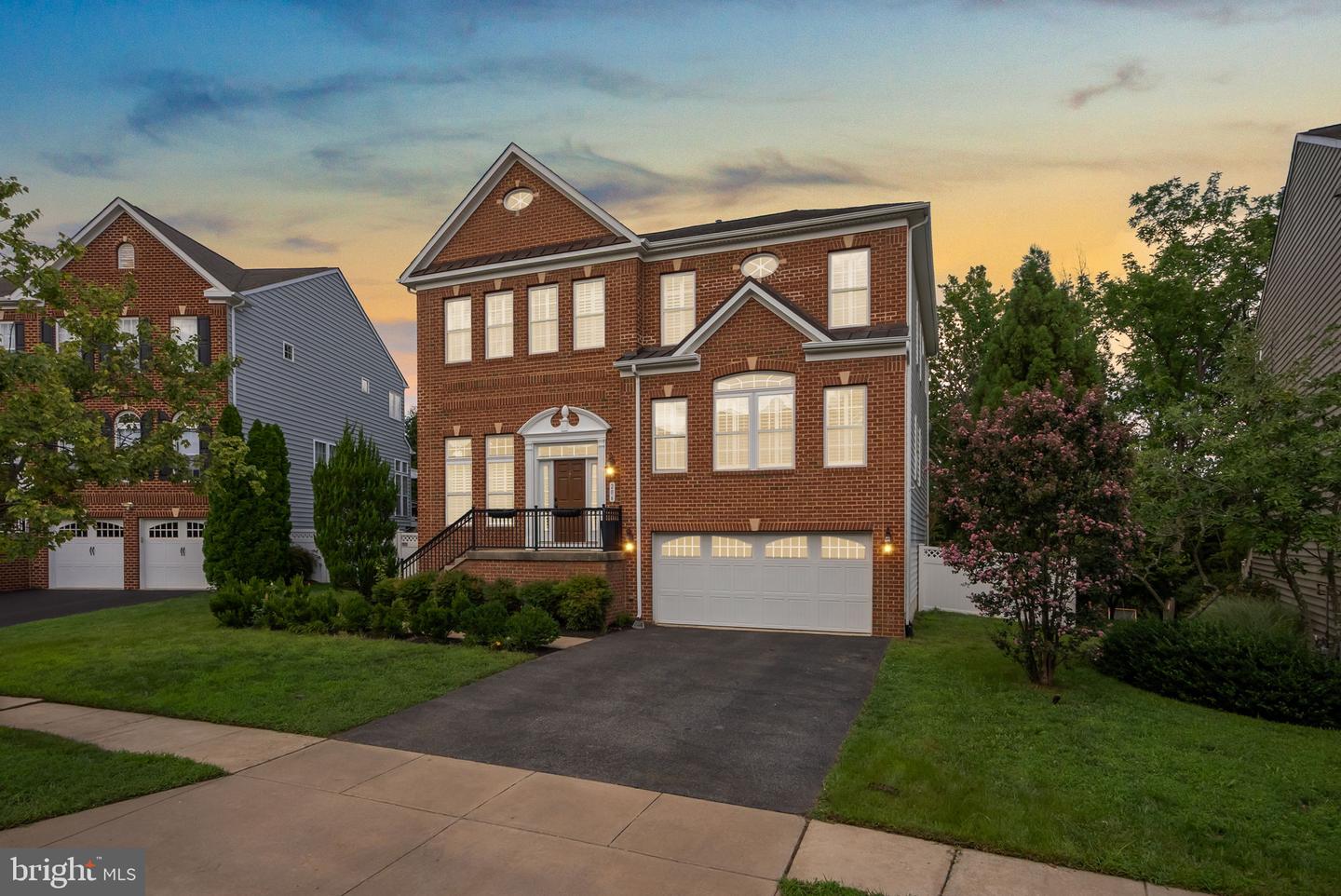 206 Bowen Ct — photo