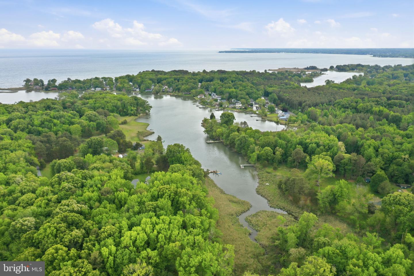 5865 Deale Beach Rd — photo