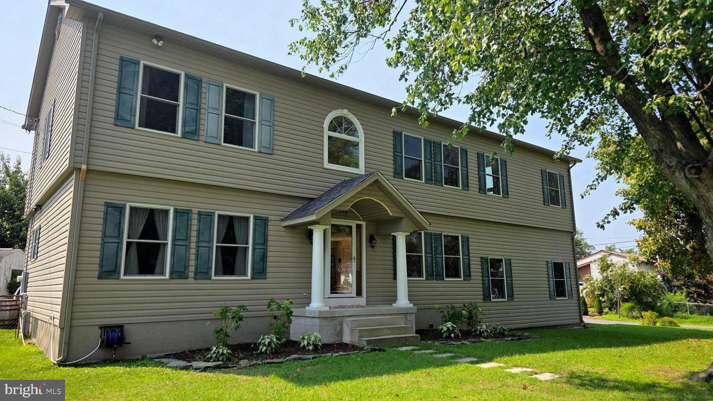 8418 Geneva Rd — photo