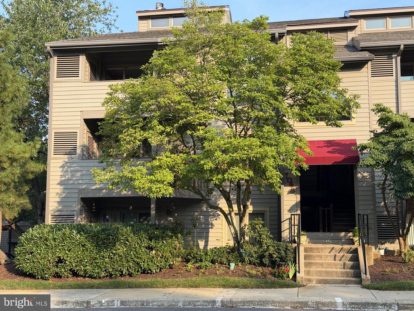 7048 Harbour Village Ct #T2 — photo