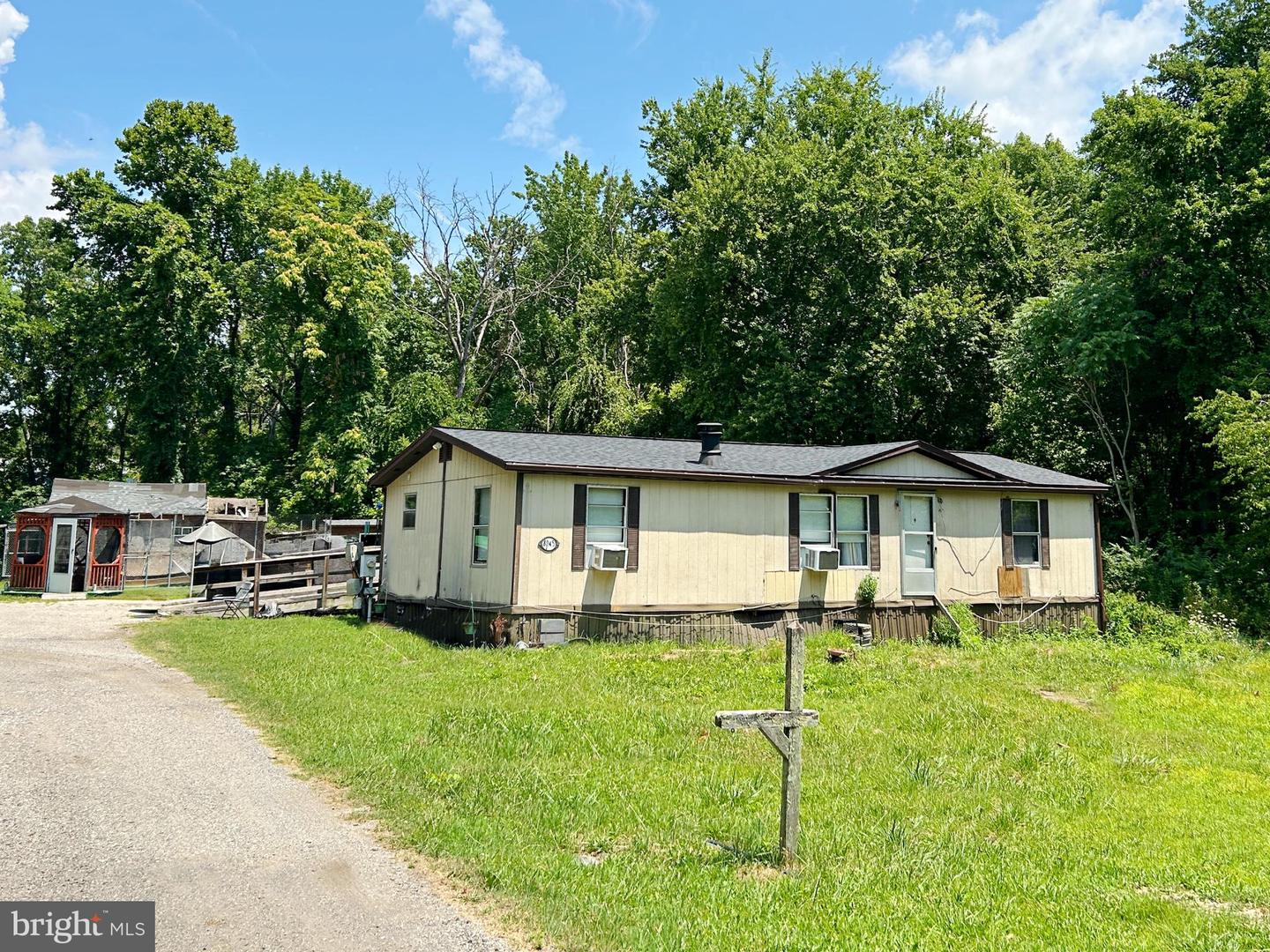 8045 Solley Rd — photo