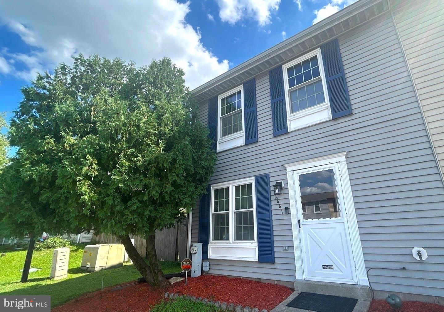 6441 Grafton Garth Ct — photo