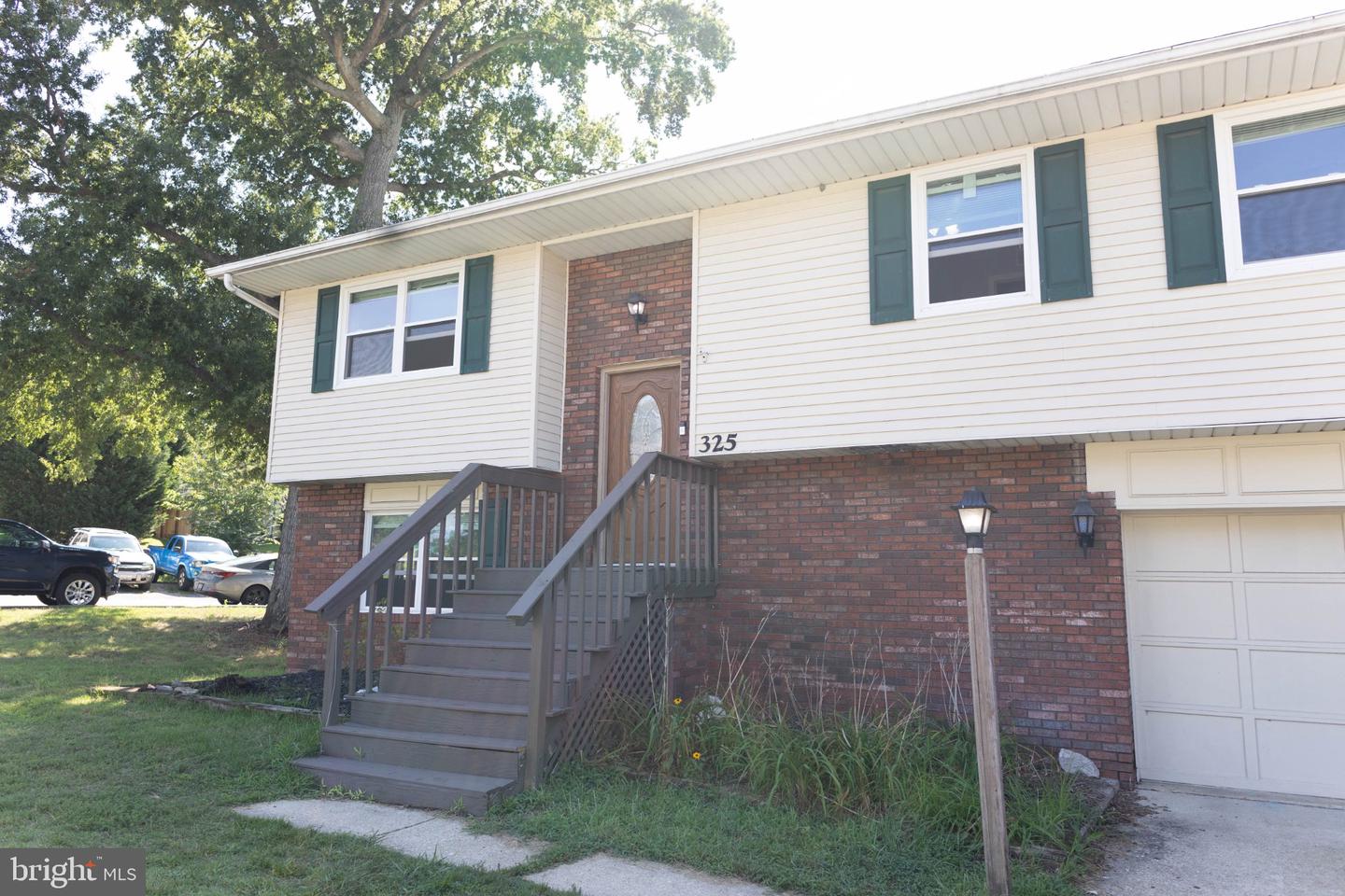 325 Londontown Rd — photo