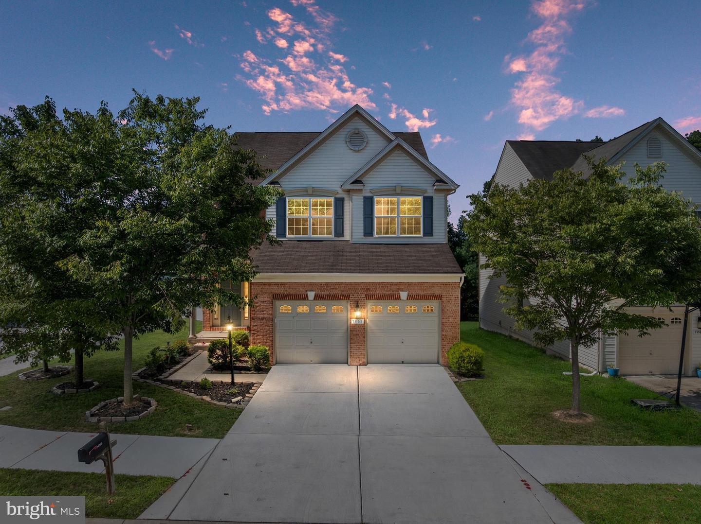 7262 Stallings Dr — photo