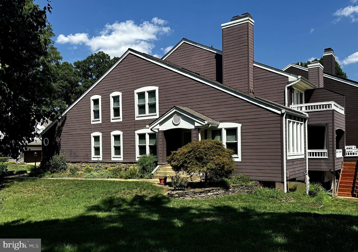 141 Summer Village Dr — photo
