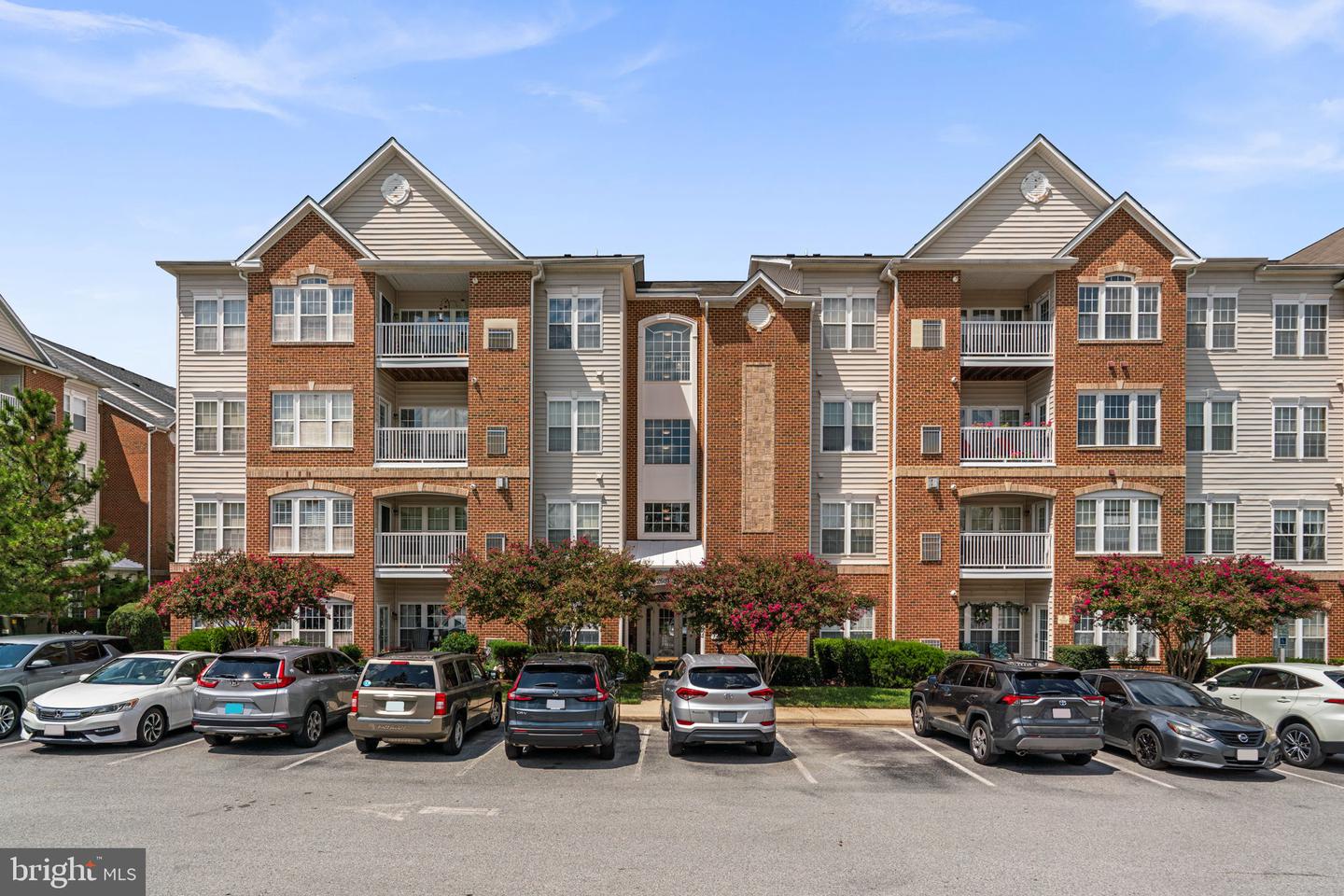 2604 Clarion Ct #102 — photo