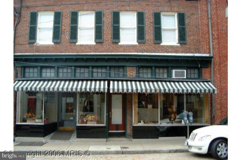 77 Maryland Ave — photo