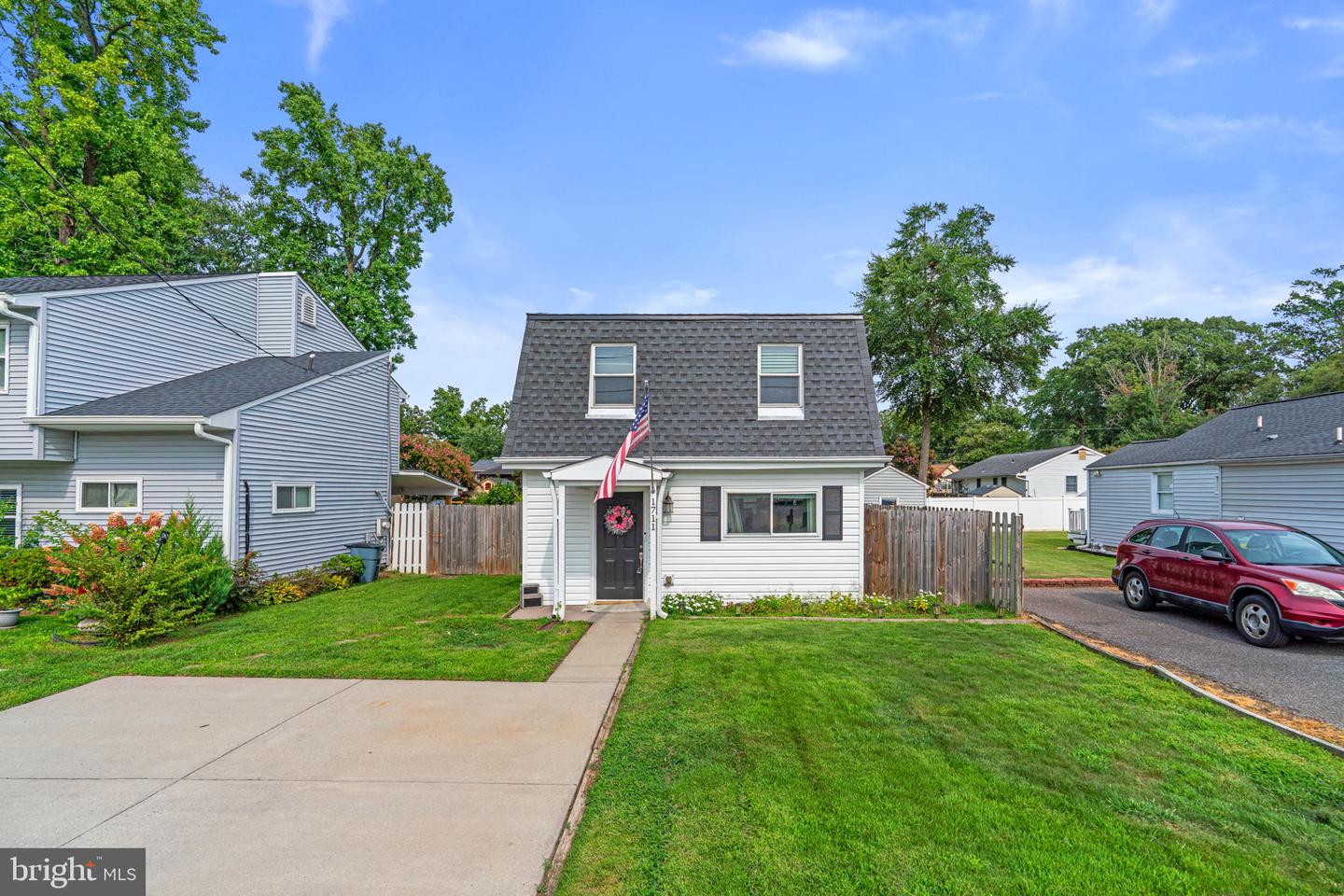 1711 Elkridge Dr — photo