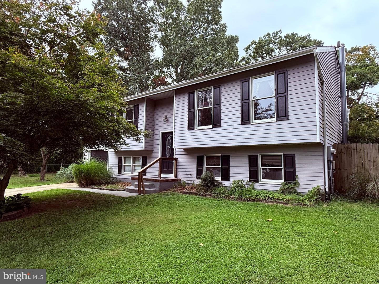 207 Oak Hollow C — photo