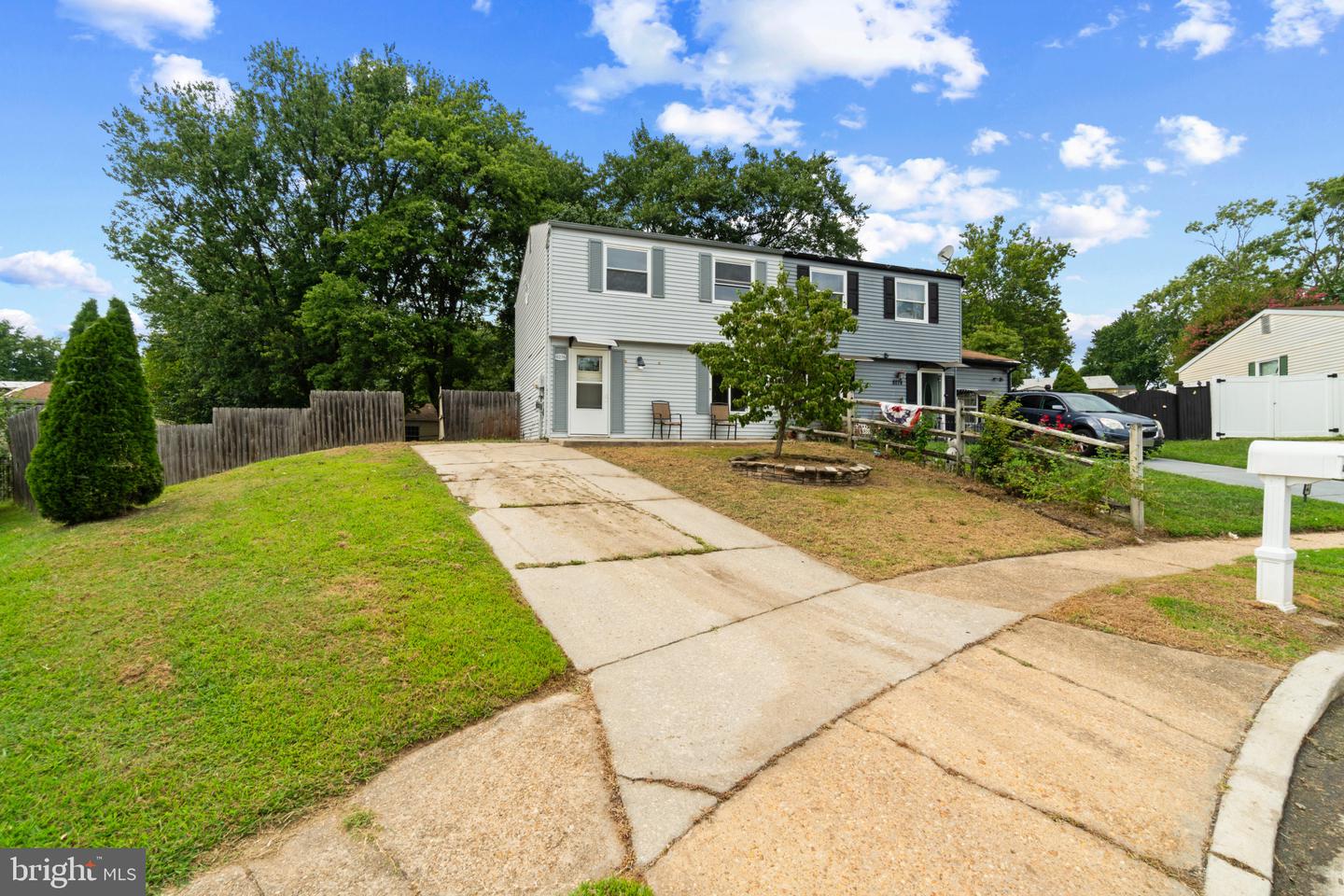 8276 Sebring Ct — photo