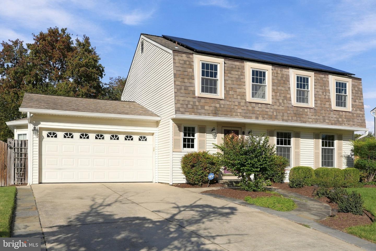 812 Galway Grth — photo