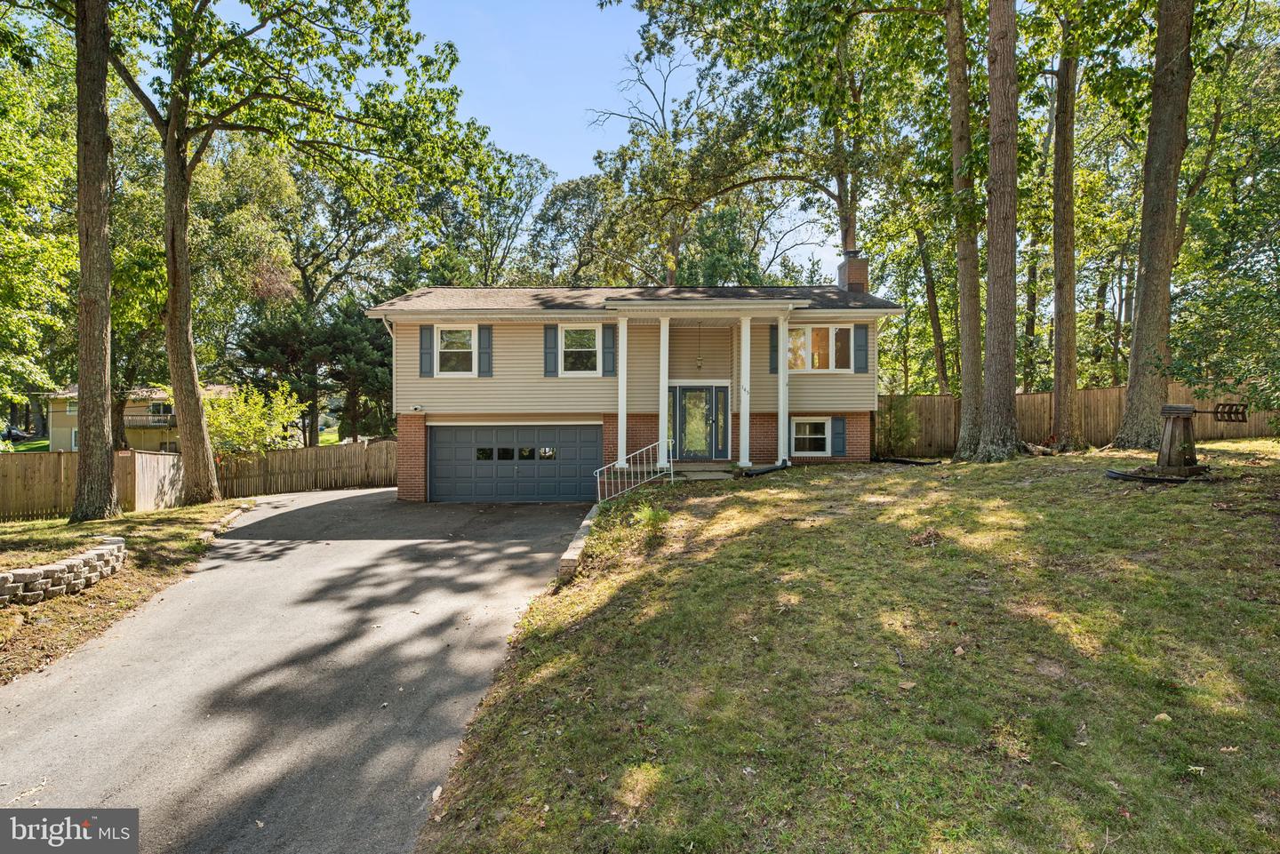 145 Delos Ct — photo