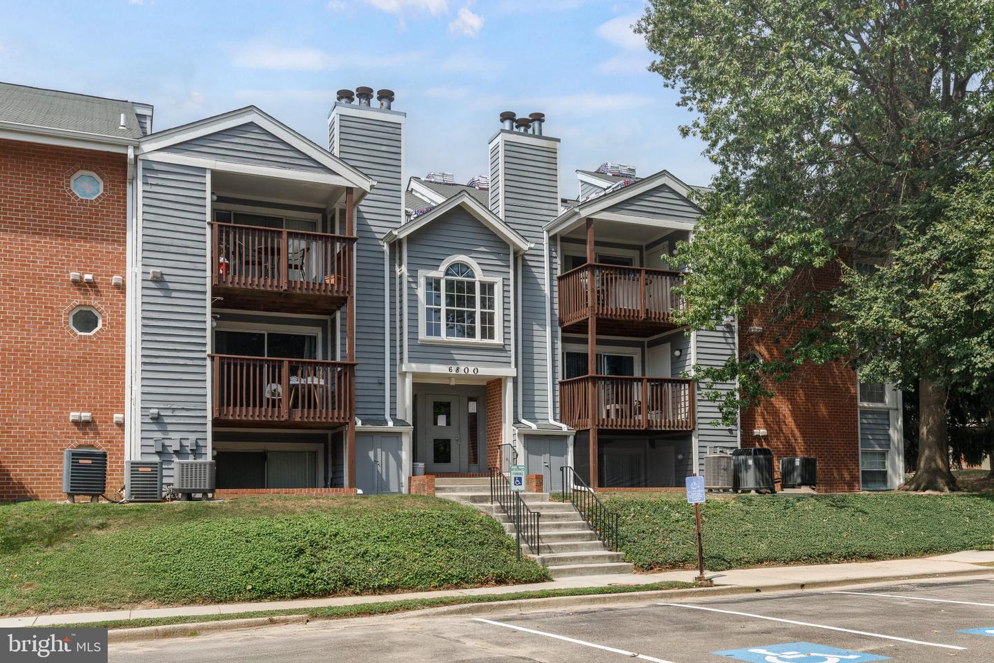 6800 Rapid Water Way #302 — photo