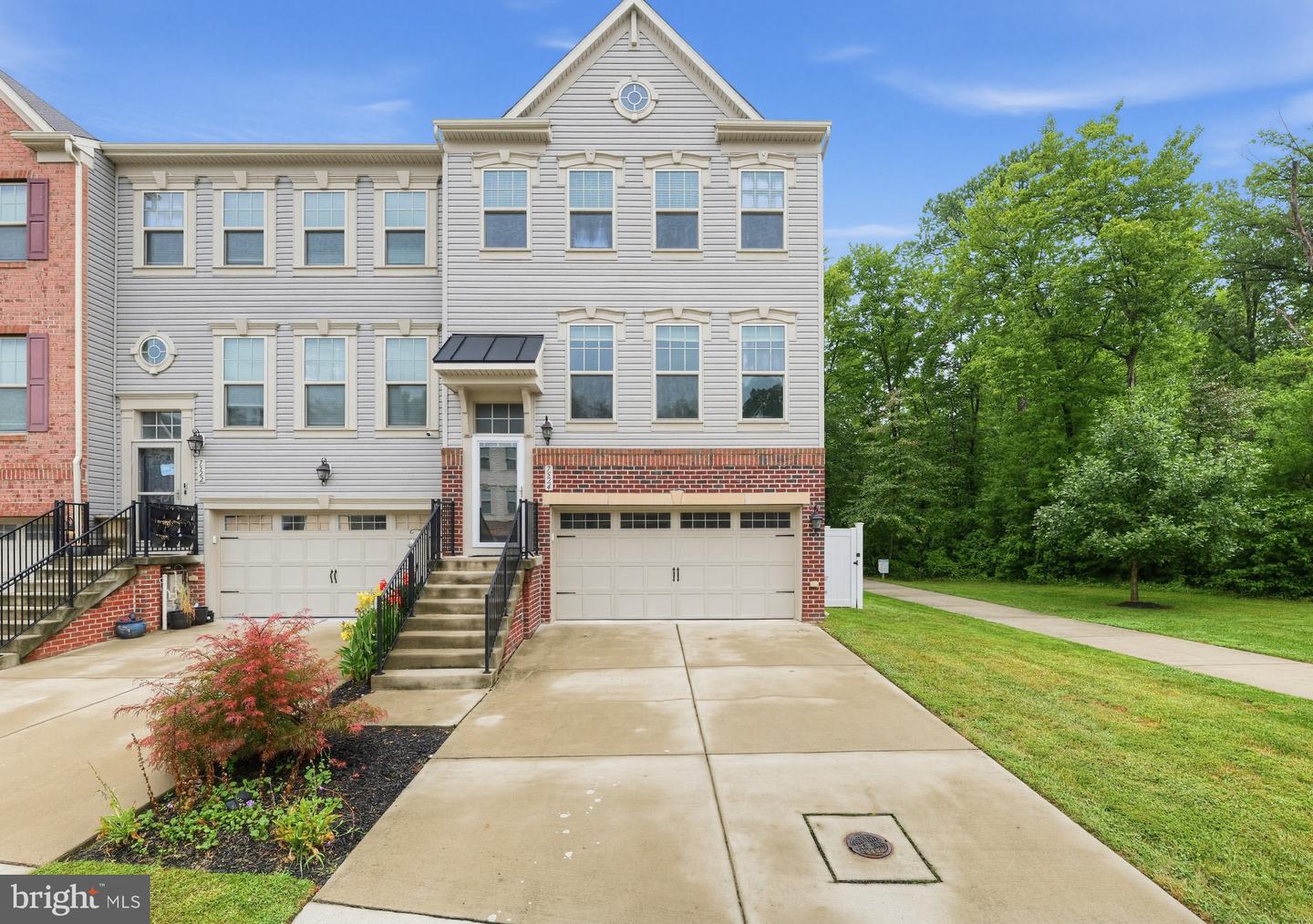 7524 Holly Ridge Dr — photo