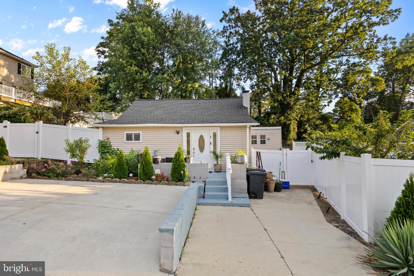 1 Saint Charles Pl — photo