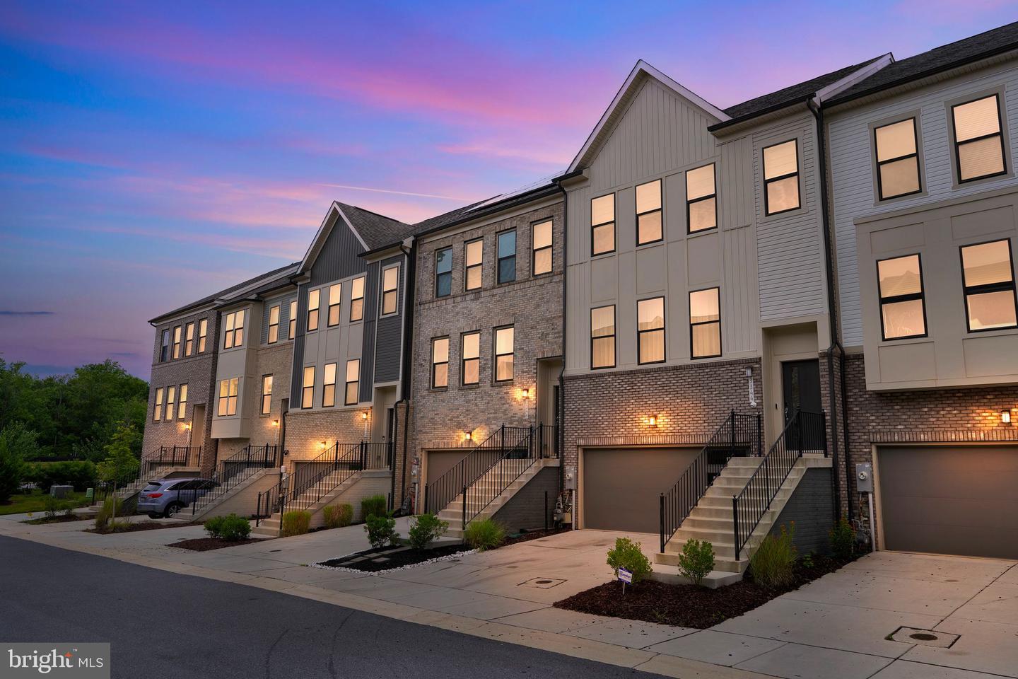 3344 Pitch Pine Dr — photo