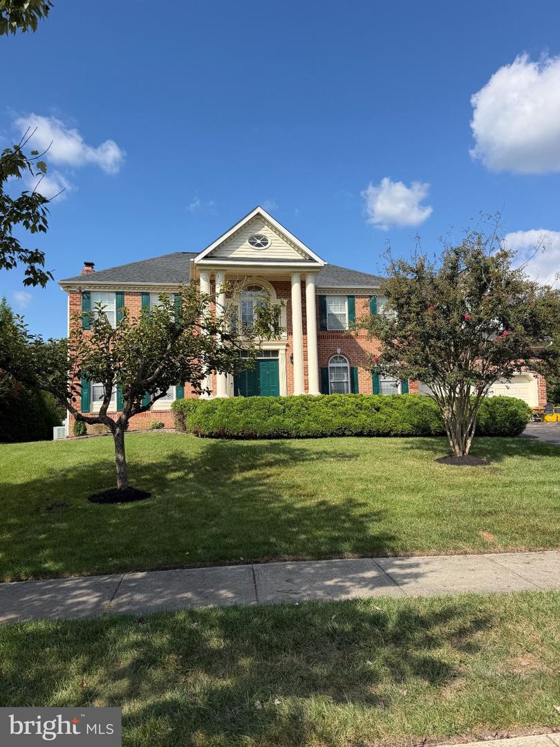 116 Longfellow Dr — photo
