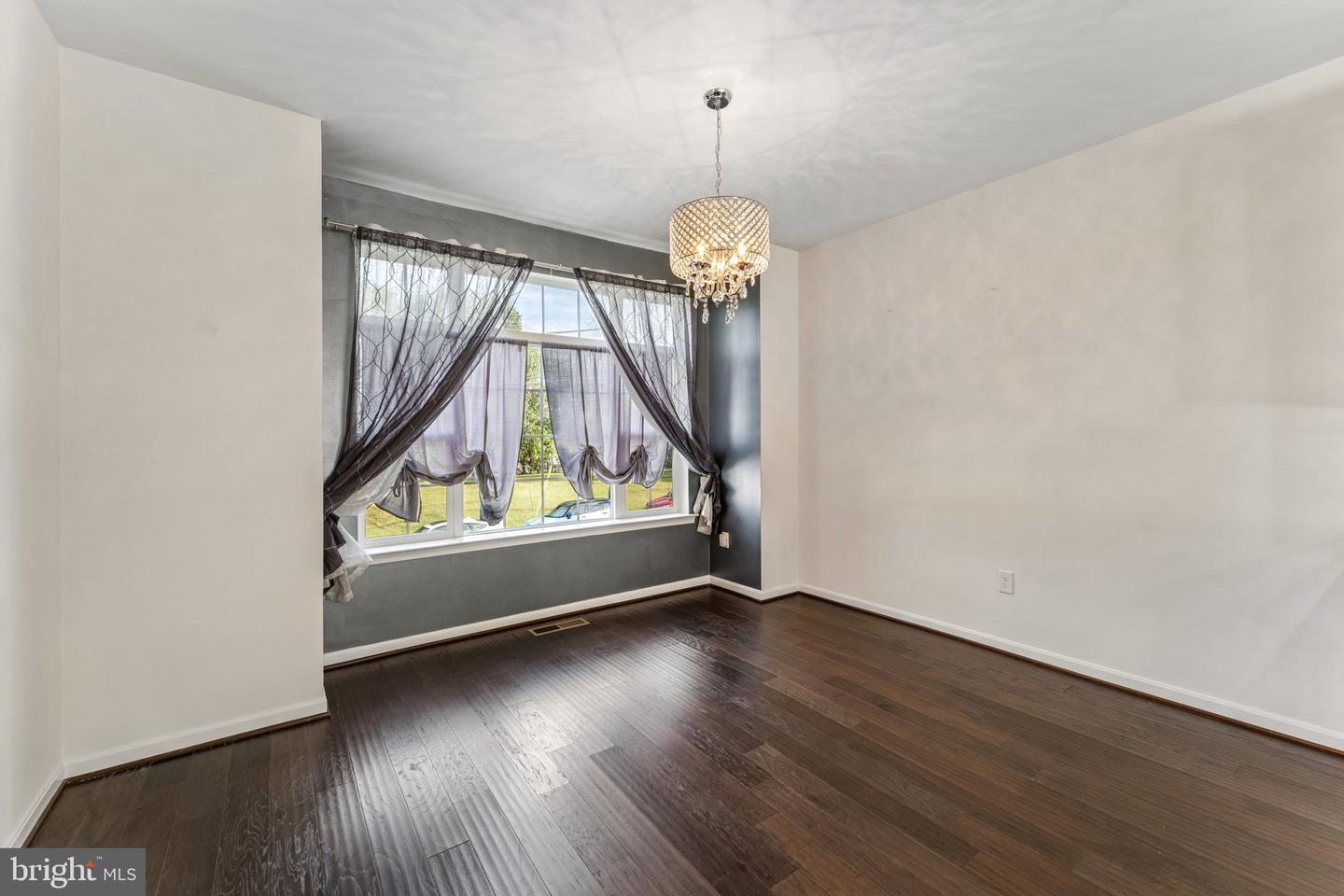 320 Mount Vernon Ave — photo