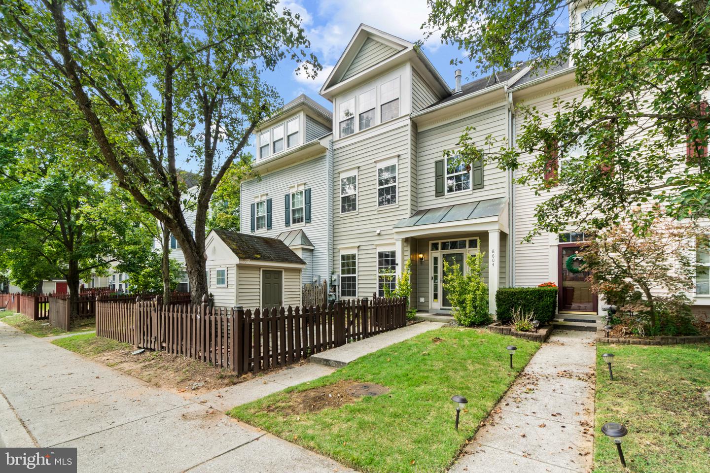8604 Provance Pl — photo