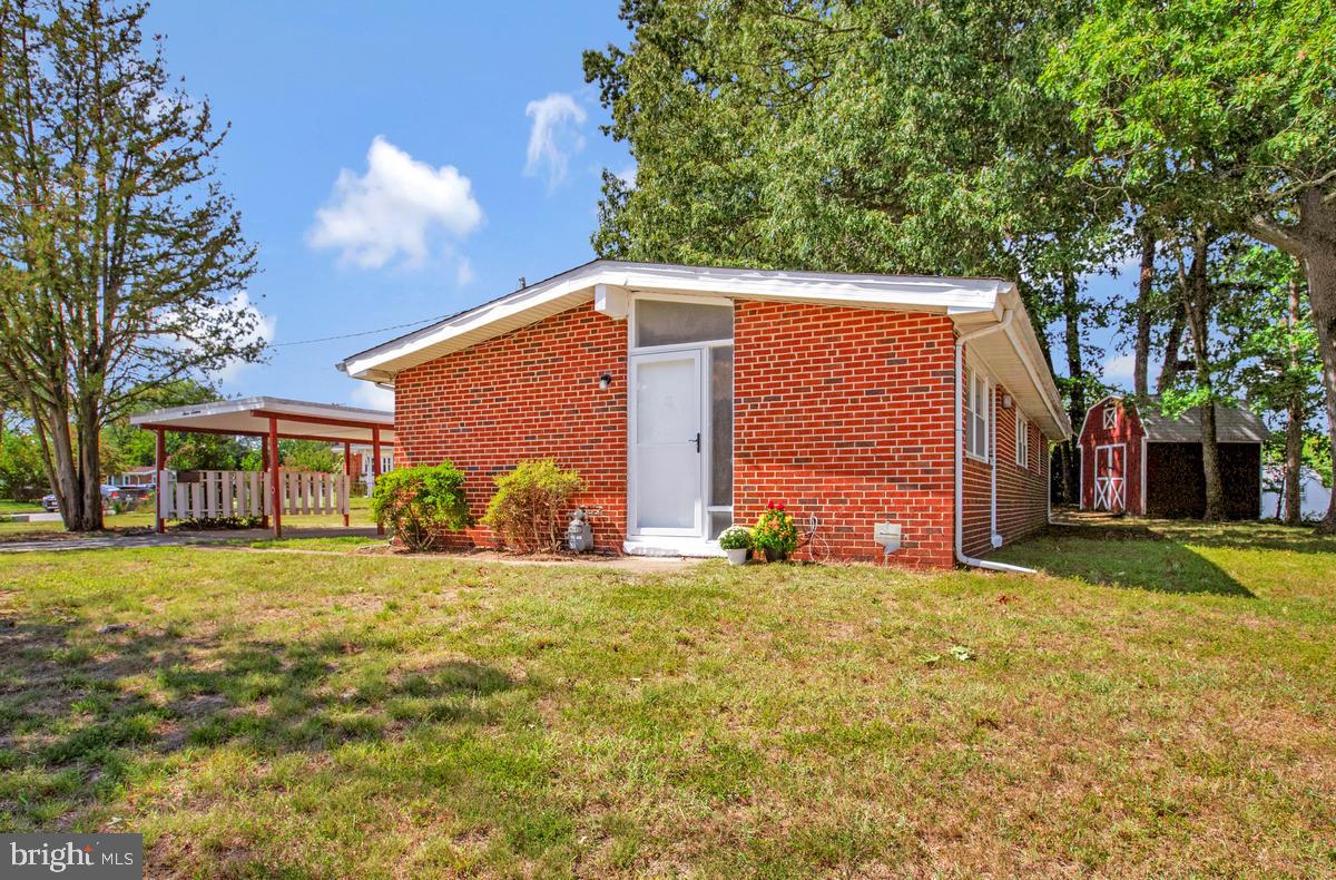 316 Gloucester Dr — photo