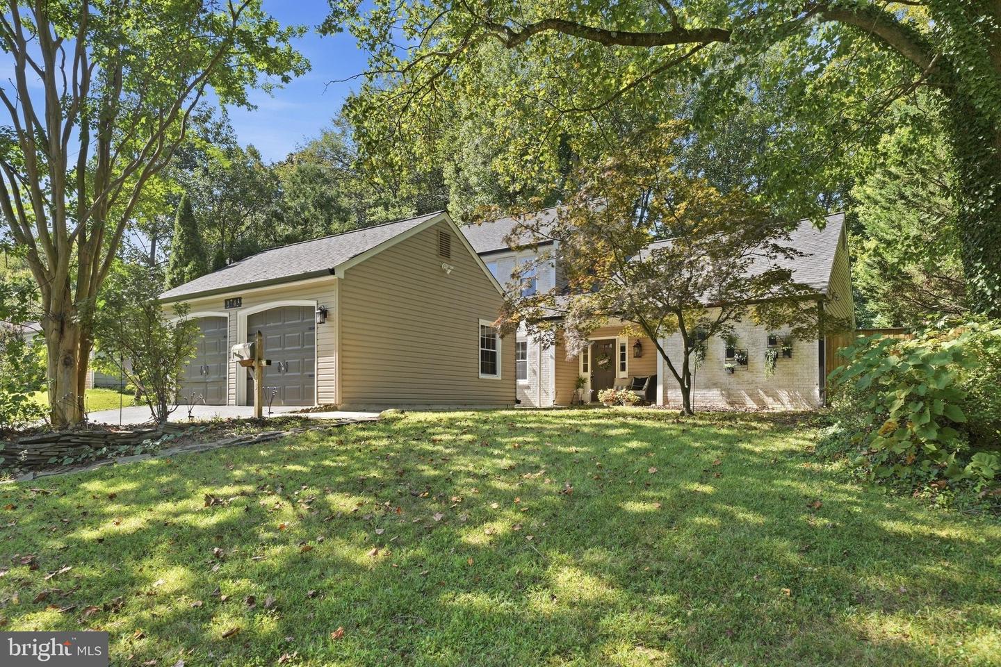 1743 Mayfair Pl — photo
