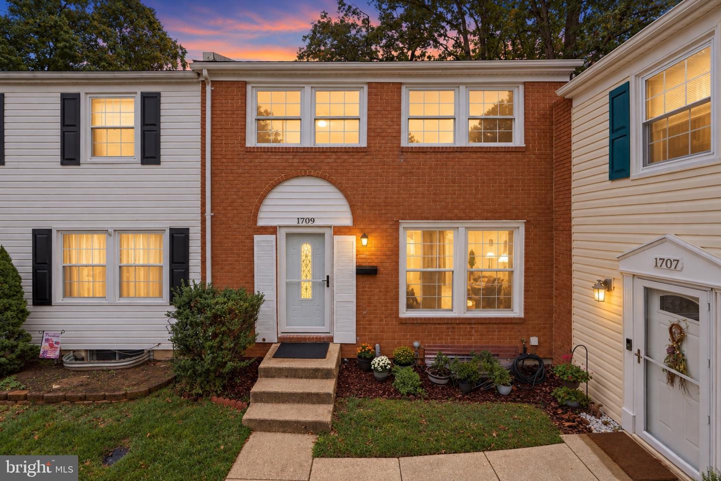1709 Gabriel Ct — photo