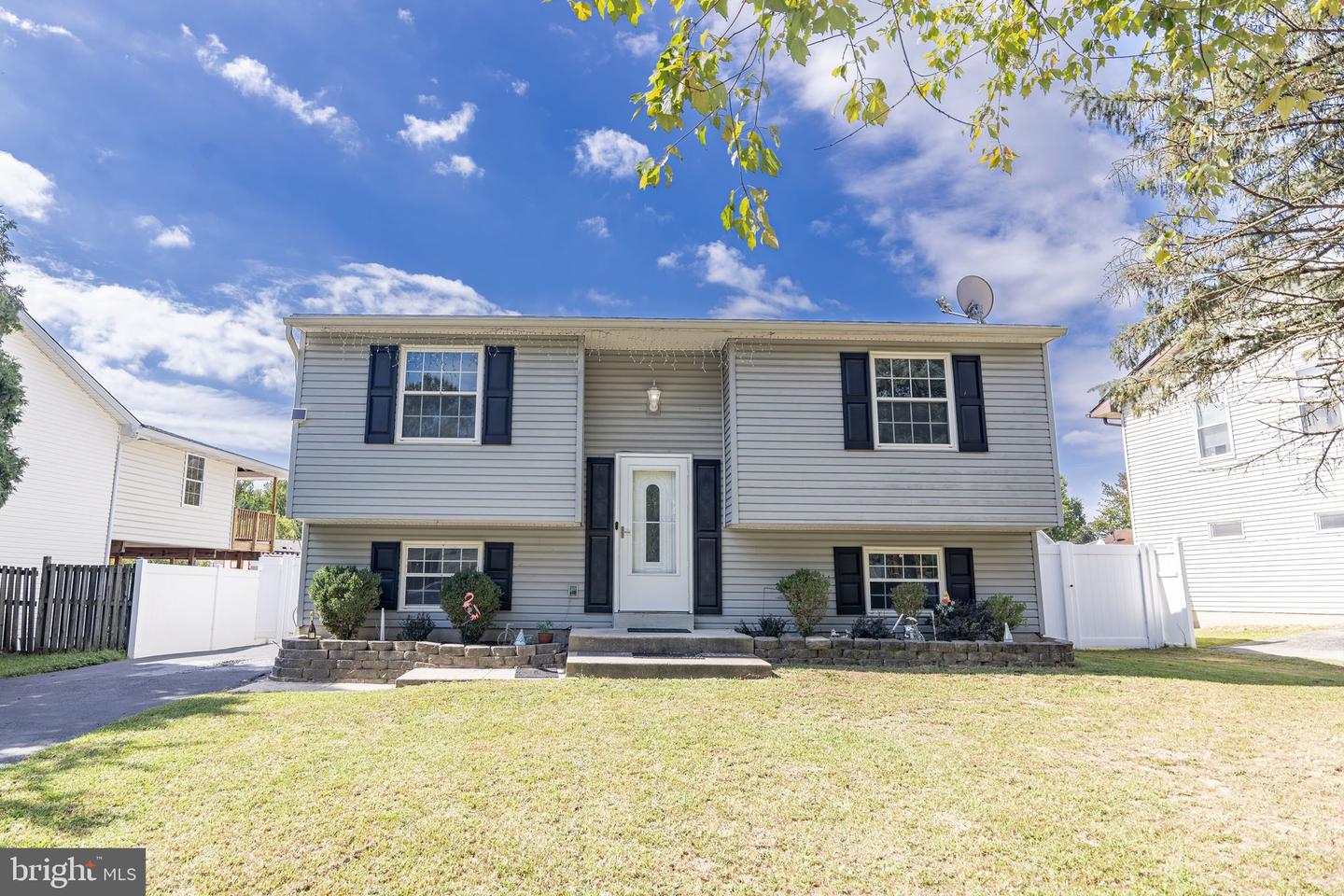 1415 Macedonia Dr — photo