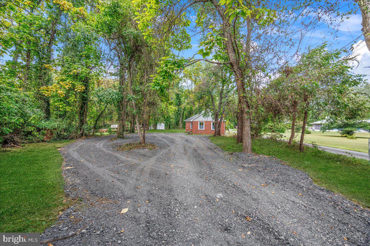 714 E Pasadena Road, Pasadena, MD 21122 — photo 2