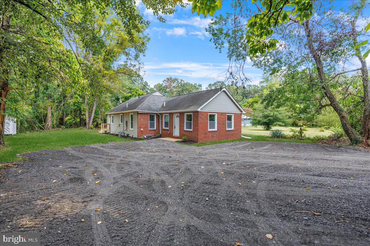 714 E Pasadena Road, Pasadena, MD 21122 — photo 3
