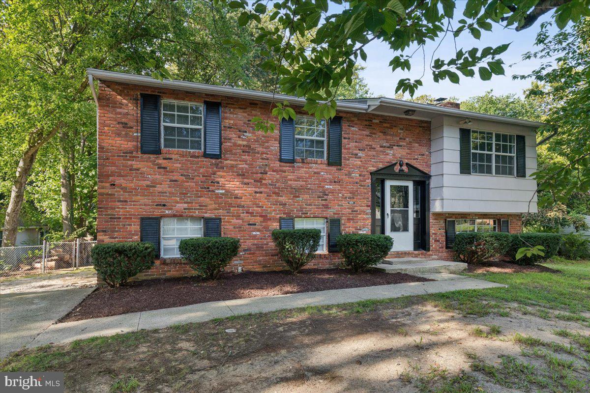 911 Blue Ridge Dr — photo