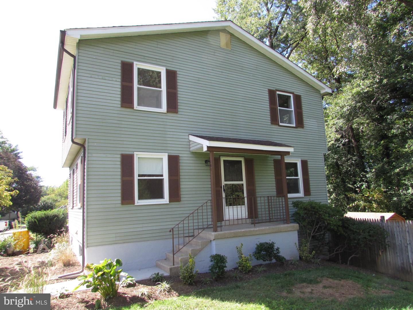 1614 Mount Airy Ct — photo